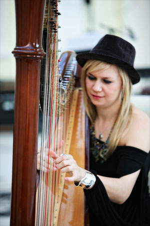 Hire harpist Oxfordshire
