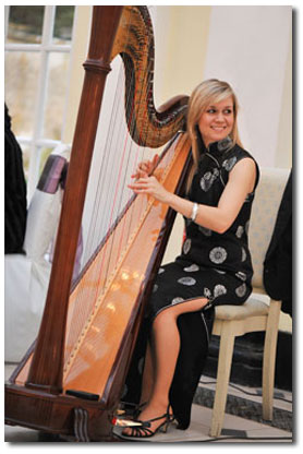 Tori Handsley - harpist & pianist